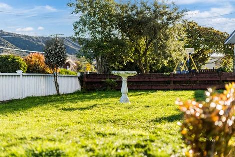 Photo of property in 30 Karamu Crescent, Wainuiomata, Lower Hutt, 5014