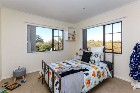 Photo of property in 70a Shelter Grove, Frankleigh Park, New Plymouth, 4310