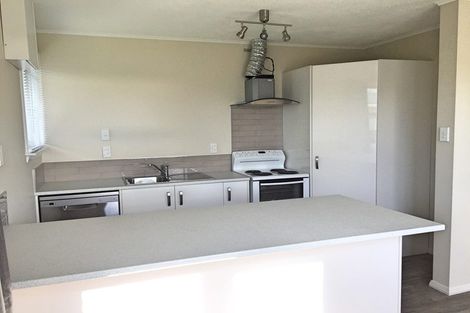 Photo of property in 14 Doreen Street, Aranui, Christchurch, 8061