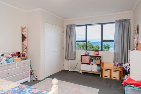Photo of property in 60 Acacia Avenue, Maungaraki, Lower Hutt, 5010