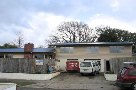 Photo of property in 14 Churchill Avenue, Hokowhitu, Palmerston North, 4410