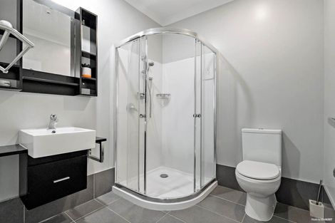 Photo of property in 10/46 Carlos Drive, Flat Bush, Auckland, 2016