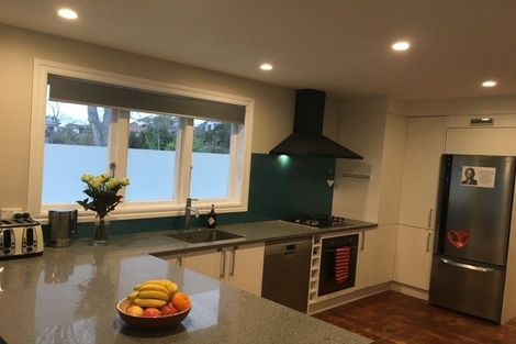 Photo of property in 25 Glenfern Road, Mellons Bay, Auckland, 2014