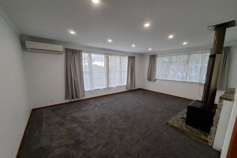 Photo of property in 2 Kaituna Street, Waitangirua, Porirua, 5024