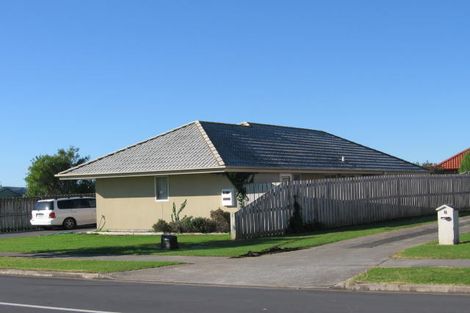 Photo of property in 6 Robin Brooke Drive, Flat Bush, Auckland, 2019