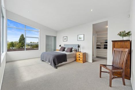Photo of property in 357 Royal Road, Massey, Auckland, 0614