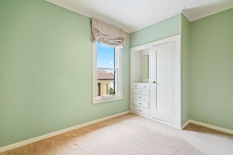 Photo of property in 82 Paritai Drive, Orakei, Auckland, 1071