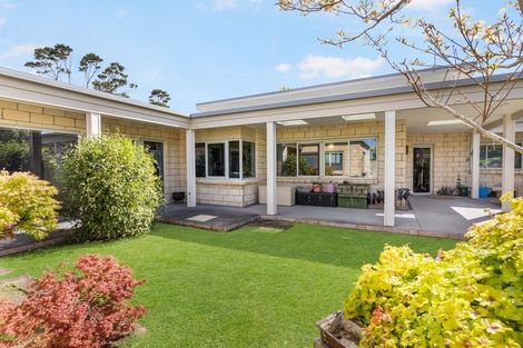 Photo of property in 21 Riverside Place, Katikati, 3129