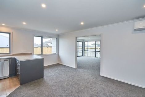 Photo of property in 13 Varsity Heights, Fitzherbert, Palmerston North, 4410