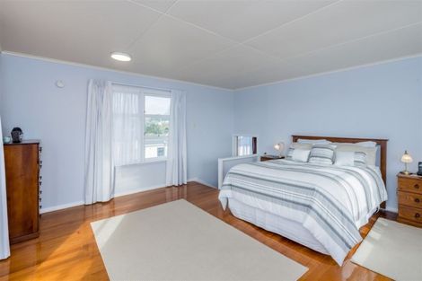 Photo of property in 25 Koromiko Street, Otaki Beach, Otaki, 5512