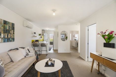 Photo of property in 1/7a Mountain Road, Mount Wellington, Auckland, 1072