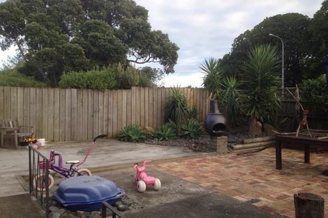 Photo of property in 16 Baird Street, Howick, Auckland, 2014