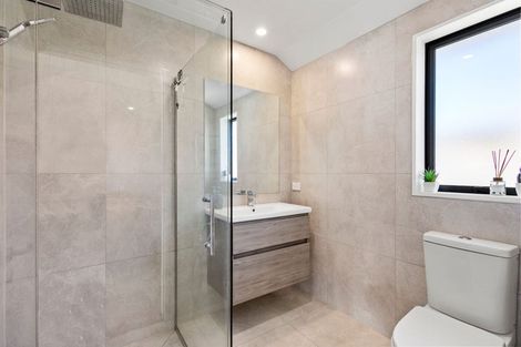 Photo of property in 3 Woodford Avenue, Woodend, 7610