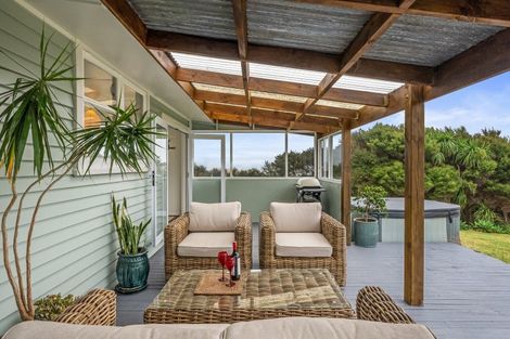 Photo of property in 398 Hokio Sand Road, Hokio Beach, Levin, 5571