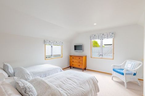 Photo of property in 2/29 Wroxton Terrace, Merivale, Christchurch, 8014