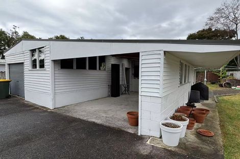 Photo of property in 6 Hereford Street, Te Atatu Peninsula, Auckland, 0610