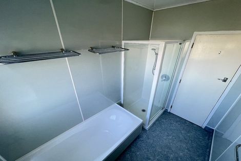 Photo of property in 1 Rajputana Way, Khandallah, Wellington, 6035