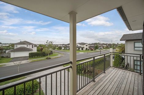 Photo of property in 32 Wawatai Drive, Karaka, Papakura, 2113