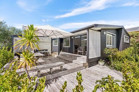 Photo of property in 44 Te Maika Road, Ngunguru, Whangarei, 0173