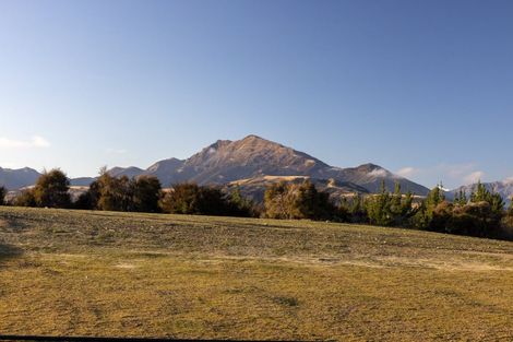 Photo of property in 41 Carrickmore Crescent, Wanaka, 9305