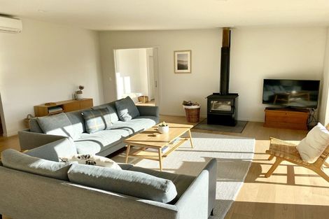 Photo of property in 32 Niger Street, Wanaka, 9305