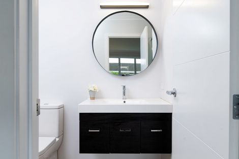 Photo of property in 6 Elizabeth Street, Cambridge, 3434