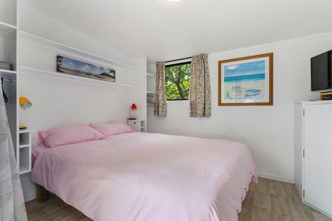 Photo of property in 218 Patuwai Drive, Whangamata, 3620