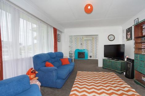 Photo of property in 81 Bridge Street, Bulls, 4818