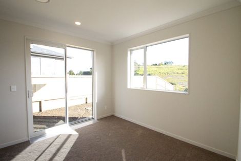 Photo of property in 13 Maka Terrace, Orewa, 0931