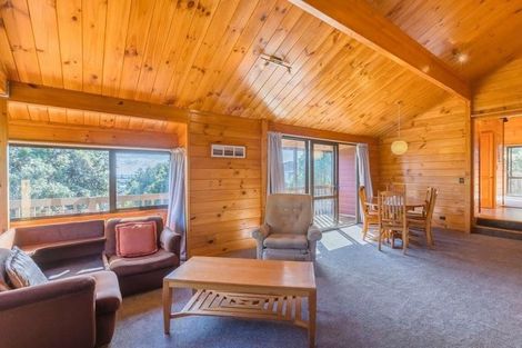 Photo of property in 6 Frimley Terrace, Waikanae Beach, Waikanae, 5036