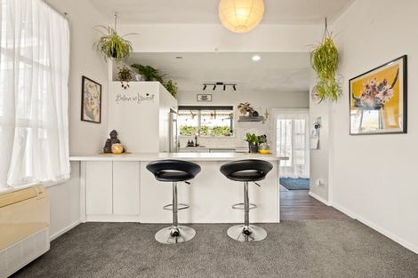 Photo of property in 4 Chaucer Street, Milton, 9220