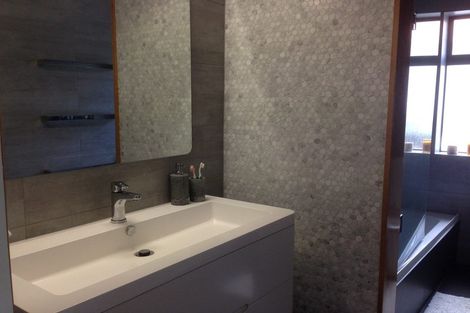 Photo of property in 115 Bell Road, Waiwhetu, Lower Hutt, 5010
