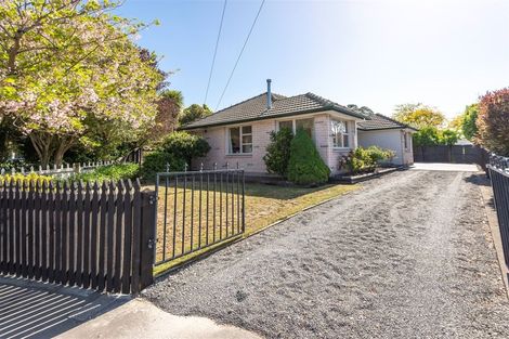 Photo of property in 23 Fairmile Place, Russley, Christchurch, 8042