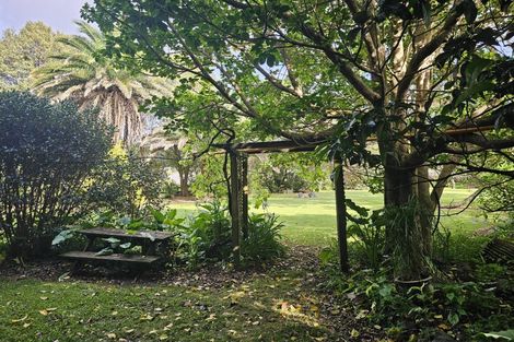 Photo of property in 121 Ohawini Road, Oakura, Hikurangi, 0184