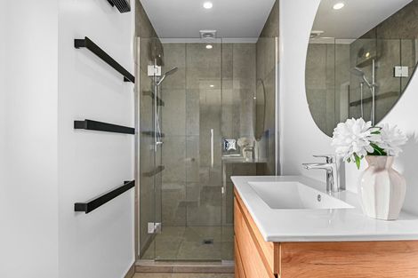 Photo of property in 32 Whincops Road, Halswell, Christchurch, 8025