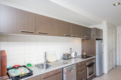 Photo of property in Shoal Haven Apartments, 112a/130 Anzac Street, Takapuna, Auckland, 0622