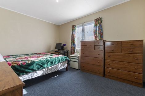 Photo of property in 1/5 Hatherley Place, Clendon Park, Auckland, 2103