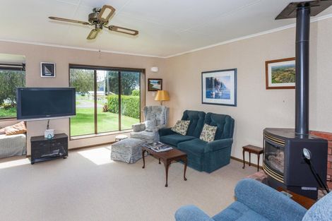 Photo of property in 12 Harsant Avenue, Hahei, Whitianga, 3591