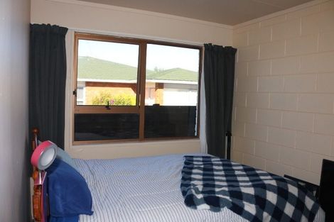 Photo of property in 34 Pencarrow Street, Highbury, Palmerston North, 4412