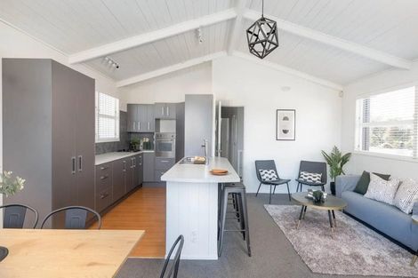 Photo of property in 6 Liston Avenue, Hilltop, Taupo, 3330