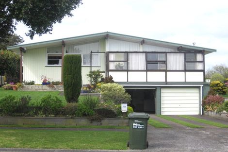 Photo of property in 22 High Street East, Waitara, 4320
