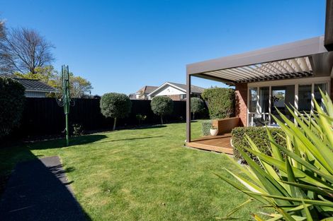 Photo of property in 2/14 Bentley Street, Russley, Christchurch, 8042