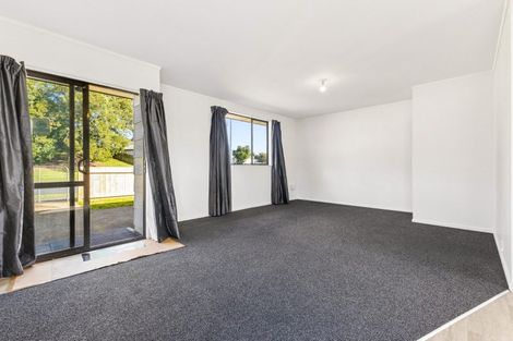 Photo of property in 1/49 Redcrest Avenue, Red Hill, Papakura, 2110