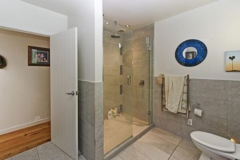 Photo of property in 777 West Coast Road, Oratia, Auckland, 0604