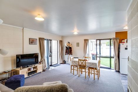 Photo of property in 3/78 King Street, Taradale, Napier, 4112