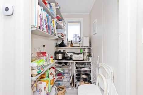 Photo of property in 6 Second Street, Kennington, Invercargill, 9871