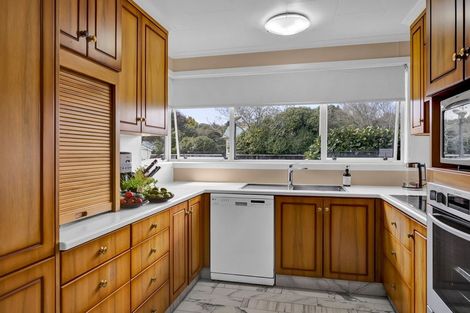 Photo of property in 27 Cameron Street, Hawera, 4610