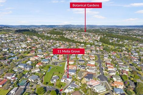 Photo of property in 11 Melia Grove, Goodwood Heights, Auckland, 2105