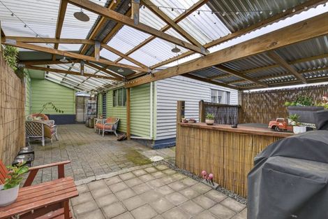 Photo of property in 58 Mould Street, Waitara, 4320