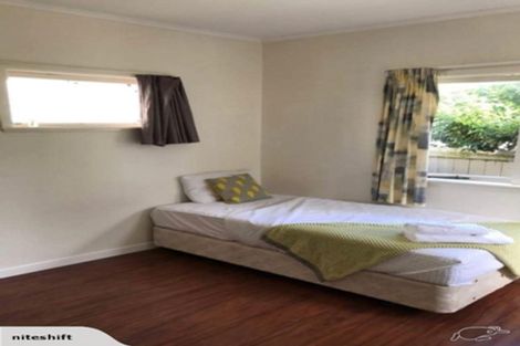 Photo of property in 4 Melrose Road East, Hillsborough, Auckland, 1042